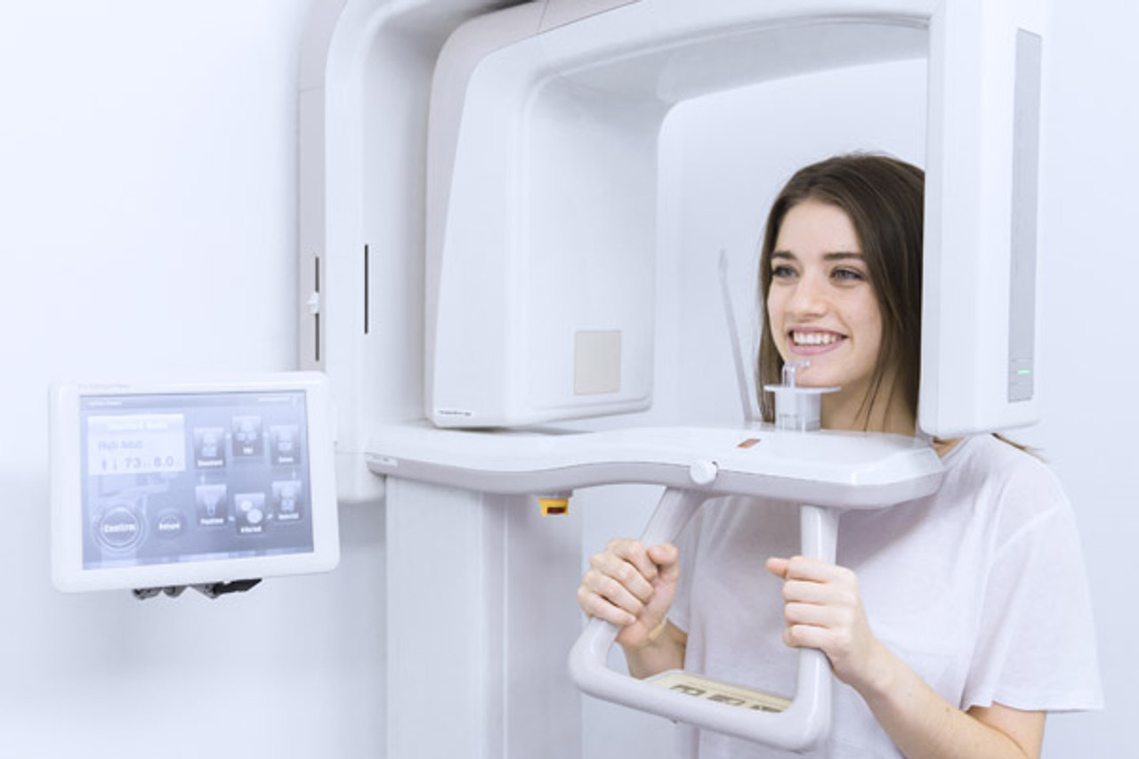 2D and 3D Dental Imaging